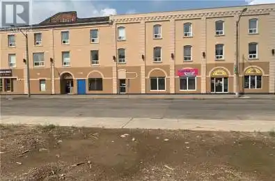 4 KING Street Unit# 303 Brantford Ontario N3T3C3