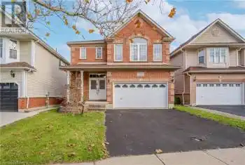 584 WINTERBURG Walk, Waterloo, Ontario N2V2M8, 5 Bedrooms Bedrooms, ,4 BathroomsBathrooms,All Houses,For Sale,WINTERBURG,40672977