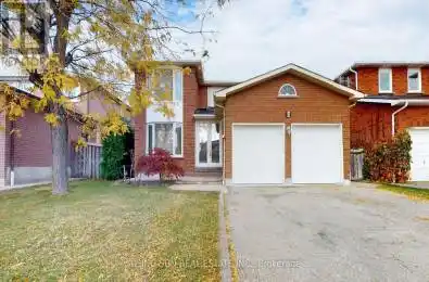 4 Mossbank Drive Brampton (Fletcher's Creek South) Ontario L6W3Z3