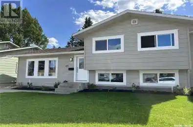 422 CREAN LANE Saskatoon Saskatchewan S7J3X4