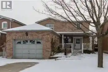 19 Mckinnon Avenue, Halton Hills (Georgetown), Ontario L7G5H5, 4 Bedrooms Bedrooms, ,3 BathroomsBathrooms,All Houses,For Rent,Mckinnon,W10929429