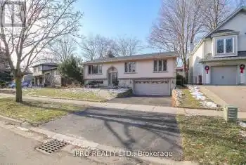 424 Brookmill Road, Oakville (Eastlake), Ontario L6J5K5, 4 Bedrooms Bedrooms, ,2 BathroomsBathrooms,All Houses,For Rent,Brookmill,W11025108