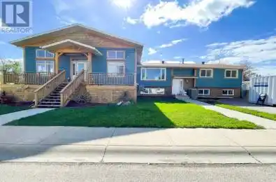 4330 4 Avenue Unit# 4330 Lethbridge Alberta T1J4B3