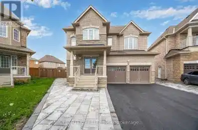 8 Tetra Court Brampton (Credit Valley) Ontario L6X5M2