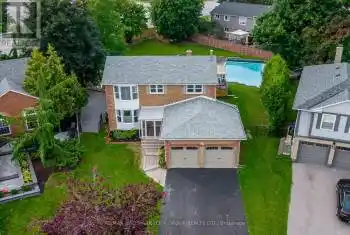 29 Eves Court, Newmarket (Glenway Estates), Ontario L3Y7P8, 4 Bedrooms Bedrooms, ,2 BathroomsBathrooms,All Houses,For Sale,Eves,N11238751