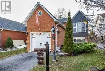 60 Champine Square, Clarington (Bowmanville), Ontario L1C4W2, 3 Bedrooms Bedrooms, ,2 BathroomsBathrooms,All Houses,For Sale,Champine,E11422124