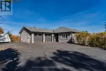 2777 Old Fort Road, Tay, Ontario L4R4K3, 4 Bedrooms Bedrooms, ,3 BathroomsBathrooms,All Houses,For Sale,Old Fort,S11428544