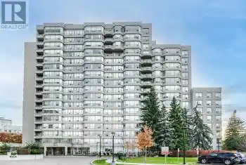 7 Townsgate Drive Unit# 813, Vaughan (Crestwood-Springfarm-Yorkhill), Ontario L4J7Z9, 3 Bedrooms Bedrooms, ,2 BathroomsBathrooms,Condo,For Sale,Townsgate,N11442993