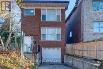 135 Queensbury Avenue, Toronto (Birchcliffe-Cliffside), Ontario M1N2X8, 4 Bedrooms Bedrooms, ,3 BathroomsBathrooms,All Houses,For Sale,Queensbury,E11449804