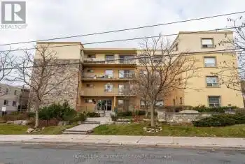 60 Gulliver Road Unit# 404, Toronto (Brookhaven-Amesbury), Ontario M6M2M6, 1 Bedroom Bedrooms, ,1 BathroomBathrooms,Condo,For Sale,Gulliver,W11566170