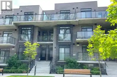 51 Winlock Park Unit# TH 26 Toronto (Newtonbrook East) Ontario M2M0B8