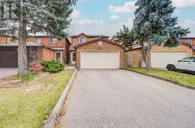 19 Dunbar Crescent Markham (Milliken Mills East) Ontario L3R6W9