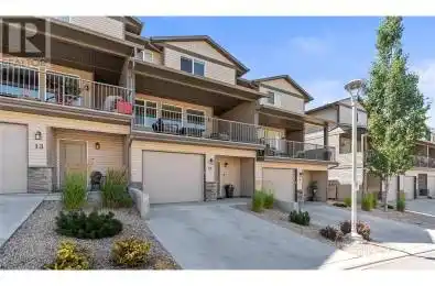 933 Mt Robson Place Place Unit# 11 Vernon British Columbia V1B4G4