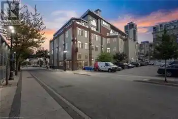 80 KING WILLIAM Street Unit# 212, Hamilton, Ontario L8R0A1, 1 Bedroom Bedrooms, ,2 BathroomsBathrooms,Condo,For Sale,KING WILLIAM,40682234