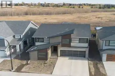 494 Rochester Terrace Calgary Alberta T2C0J9