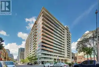 111 Elizabeth Street Unit# 1038, Toronto (Bay Street Corridor), Ontario M5G1P7, 2 Bedrooms Bedrooms, ,2 BathroomsBathrooms,Condo,For Sale,Elizabeth,C11824469