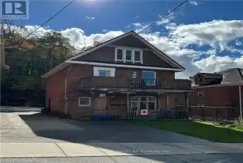 537 8TH Street Unit# 537, Owen Sound, Ontario N4K1L7, 5 Bedrooms Bedrooms, ,4 BathroomsBathrooms,Commercial,For Sale,8TH,X10846524