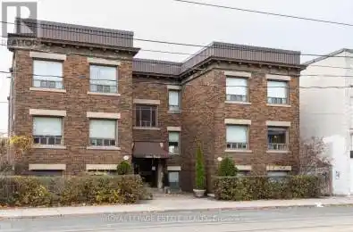 922 Bathurst Street Unit# 19 Toronto (Annex) Ontario M5R3G5