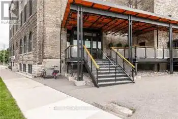 245 DOWNIE Street Unit# 308, Stratford, Ontario N5A1X5, 1 Bedroom Bedrooms, ,1 BathroomBathrooms,Condo,For Sale,DOWNIE,X10781162