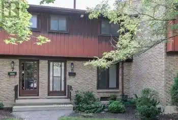 91 AVONWOOD Drive Unit# 8, Stratford, Ontario N4Z1B2, 3 Bedrooms Bedrooms, ,2 BathroomsBathrooms,All Houses,For Sale,AVONWOOD,X11823036