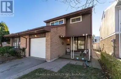 52 Wallis Crescent Toronto (Mount Olive-Silverstone-Jamestown) Ontario