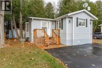 2 SPRUCE Avenue, Puslinch, Ontario N1H6H9, 1 Bedroom Bedrooms, ,1 BathroomBathrooms,All Houses,For Sale,SPRUCE,X11879796