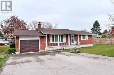 8 STANLEY Street Central Huron (Goderich (Town)) Ontario N7A3X8