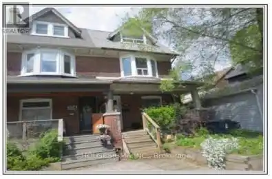 256 Woodbine Avenue Toronto (The Beaches) Ontario M4L3P2