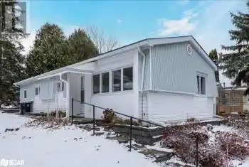 15 FLORA Drive, Innisfil, Ontario L9S1R3, 3 Bedrooms Bedrooms, ,1 BathroomBathrooms,All Houses,For Sale,FLORA,40682997