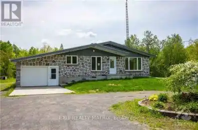 5651 COUNTY RD 17 Road Alfred & Plantagenet Ontario K0B1L0