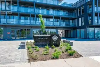 3200 DAKOTA Common Unit# B602, Burlington, Ontario L7M2A7, 1 Bedroom Bedrooms, ,1 BathroomBathrooms,Condo,For Sale,DAKOTA,40682469