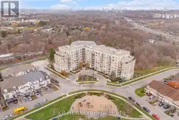 16 Dallimore Circle Unit# 102, Toronto (Banbury-Don Mills), Ontario M3C4C4, ,1 BathroomBathrooms,Condo,For Sale,Dallimore,C11880915