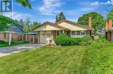 56 Skyland Drive Hamilton (Centremount) Ontario L9A3C1