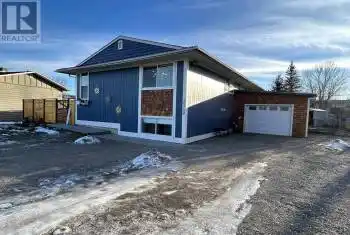 10204 TURNER Crescent, Hudsons Hope, British Columbia V0C1V0, 5 Bedrooms Bedrooms, ,2 BathroomsBathrooms,All Houses,For Sale,TURNER,R2948867