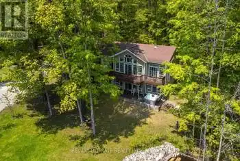 157 Farlain Lake Road, Tiny, Ontario L9M0B9, 5 Bedrooms Bedrooms, ,3 BathroomsBathrooms,All Houses,For Sale,Farlain Lake,S11881595