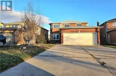 486 DICENZO Drive Hamilton Ontario L9B2C4