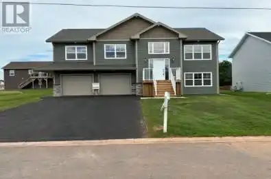 202 ESSEX Crescent Charlottetown Prince Edward Island C1E0G5