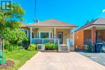 119 Belgravia Avenue, Toronto (Briar Hill-Belgravia), Ontario M6E2M4, 3 Bedrooms Bedrooms, ,2 BathroomsBathrooms,All Houses,For Sale,Belgravia,W11882283