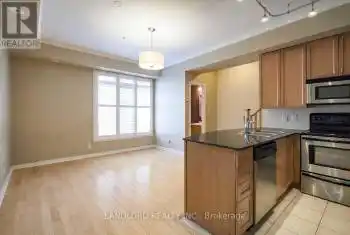 78 Carr Street Unit# TH6, Toronto (Kensington-Chinatown), Ontario M5T1B7, 2 Bedrooms Bedrooms, ,2 BathroomsBathrooms,All Houses,For Rent,Carr,C11882310