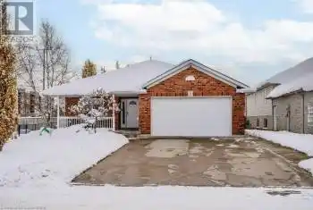 6 ABRAHAM Drive, Stratford, Ontario N5A8A9, 4 Bedrooms Bedrooms, ,3 BathroomsBathrooms,All Houses,For Sale,ABRAHAM,40681869