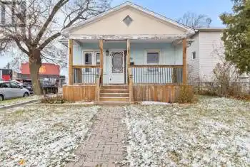 35 Carlton Street, St. Catharines (452 - Haig), Ontario L2R1P7, 2 Bedrooms Bedrooms, ,1 BathroomBathrooms,All Houses,For Sale,Carlton,X11882652