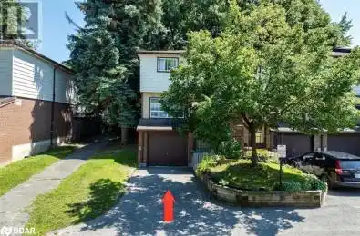 63 FERRIS Lane Unit# I7 Barrie Ontario L4M5C4