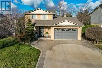 353 LAKE Street, Grimsby, Ontario L3M1Z9, 3 Bedrooms Bedrooms, ,2 BathroomsBathrooms,All Houses,For Sale,LAKE,40682900