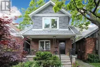 74 Oak Park Avenue, Toronto (Woodbine-Lumsden), Ontario M4C4M3, 4 Bedrooms Bedrooms, ,2 BathroomsBathrooms,All Houses,For Rent,Oak Park,E11884672