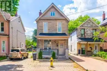 370 Margueretta Street Unit# Upper, Toronto (Dufferin Grove), Ontario M6H3S4, 3 Bedrooms Bedrooms, ,1 BathroomBathrooms,All Houses,For Rent,Margueretta,C11884888