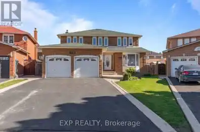 936 Summerbreeze Court Mississauga (East Credit) Ontario L5V1C9