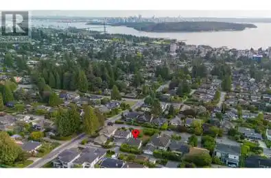 1427 LAWSON Avenue West Vancouver British Columbia V7T2E9