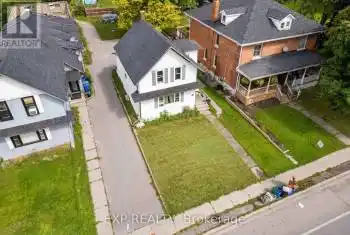 86 Queen Street, Kawartha Lakes (Lindsay), Ontario K9V1G4, 3 Bedrooms Bedrooms, ,2 BathroomsBathrooms,All Houses,For Sale,Queen,X10433559