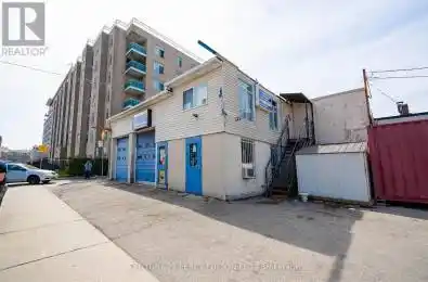 2793 Danforth Avenue Toronto (Crescent Town) Ontario M4C1L9