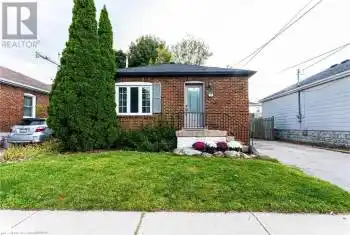 90 EAST 11TH Street, Hamilton, Ontario L9A3T4, 2 Bedrooms Bedrooms, ,1 BathroomBathrooms,All Houses,For Rent,EAST 11TH,40684292